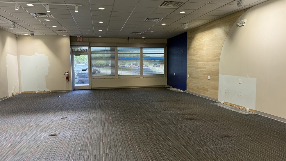 4225D Winterville Pky, Winterville, NC for lease - Building Photo - Image 3 of 10