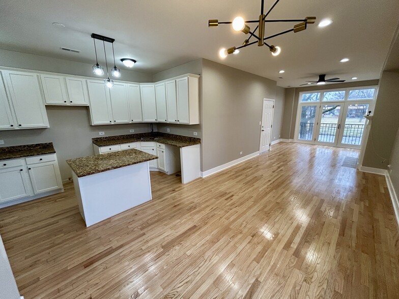 5644 S Prairie Ave, Chicago, IL à vendre - Photo du bâtiment - Image 3 de 69
