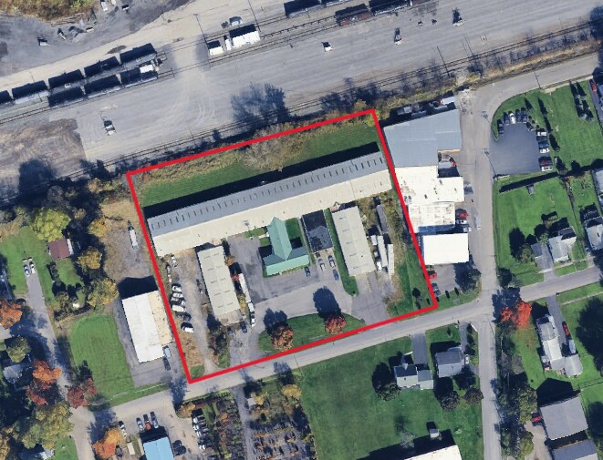 304 W Second St, East Syracuse, NY for lease Interior Photo- Image 1 of 1