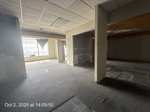 313 S San Pedro Ave, Los Angeles, CA for lease Interior Photo- Image 2 of 5