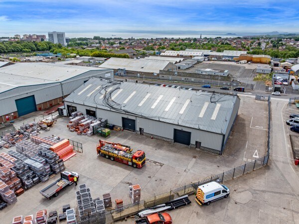 Hayfield Pl, Kirkcaldy à louer - Photo du bâtiment - Image 2 de 2