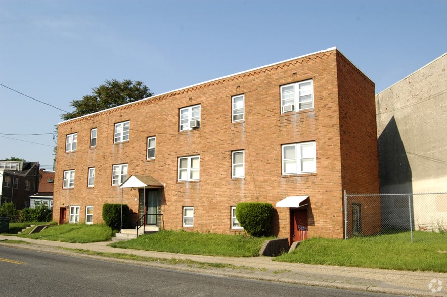 6610 Martins Mill Rd, Philadelphia, PA à vendre - Photo principale - Image 1 de 3