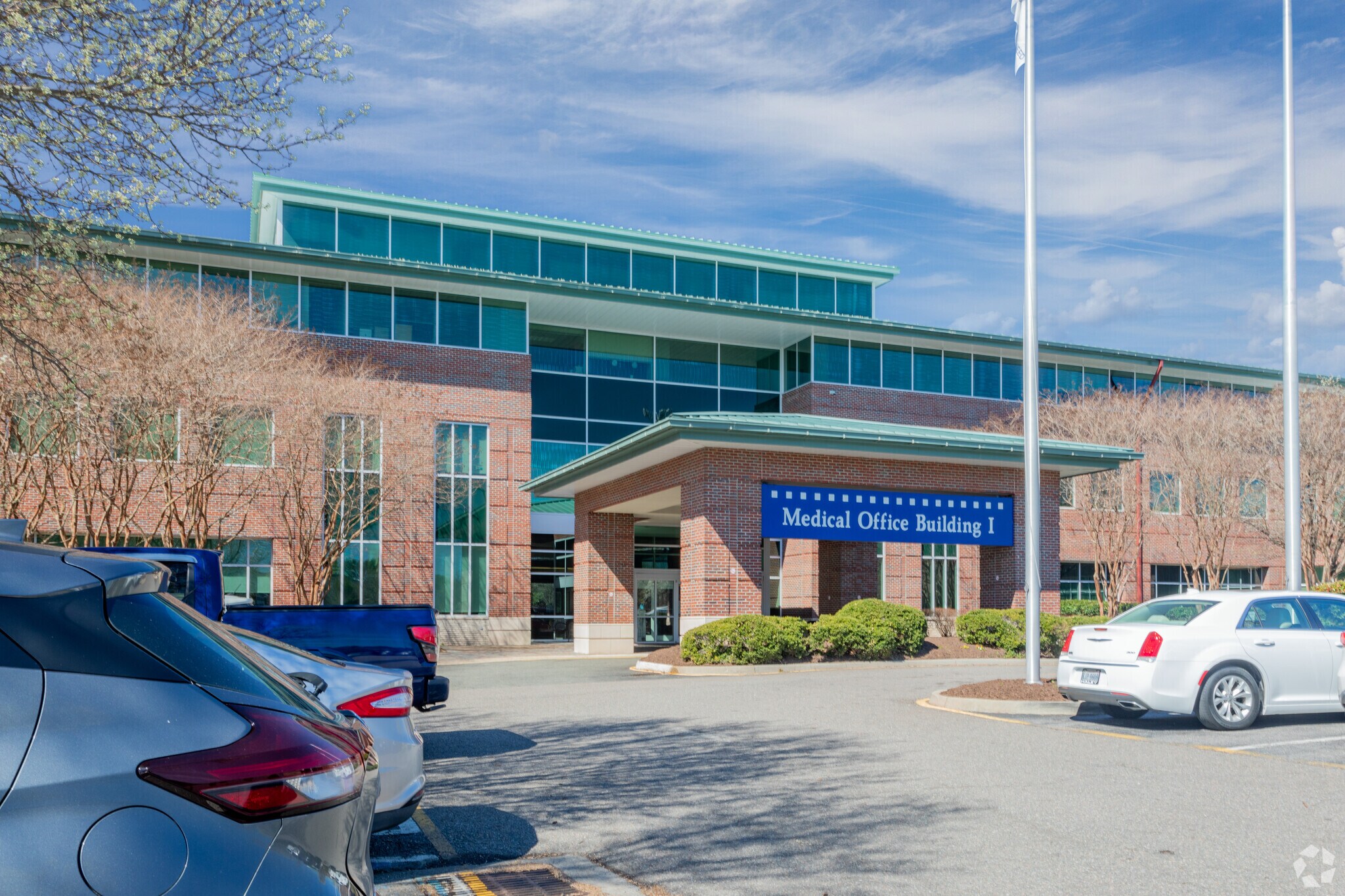 8220 Meadowbridge Rd, Mechanicsville, VA for lease Building Photo- Image 1 of 4