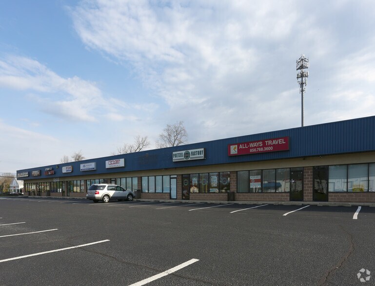 421 S Route 73, Berlin, NJ à louer - Photo du bâtiment - Image 1 de 3