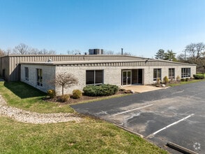 5000 Creek Rd, Blue Ash, OH for lease Building Photo- Image 1 of 2