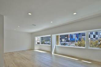 8519-8527 W Sunset Blvd, West Hollywood, CA for lease Building Photo- Image 2 of 9