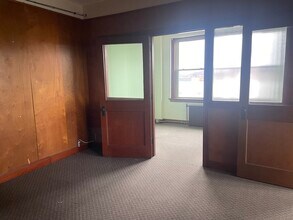 201 S Broad St, Lancaster, OH for lease Interior Photo- Image 2 of 2