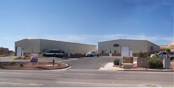 4256 S 950 E, St George, UT à vendre - Photo du bâtiment - Image 2 de 6