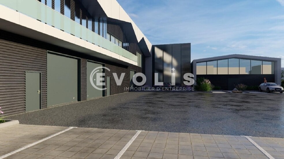 Flex in Les Pavillons-sous-Bois for sale - Building Photo - Image 1 of 2