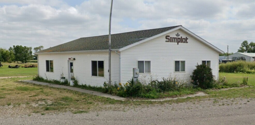 9713 Old 81 hwy, Joliette, ND à vendre - Photo du bâtiment - Image 2 de 8