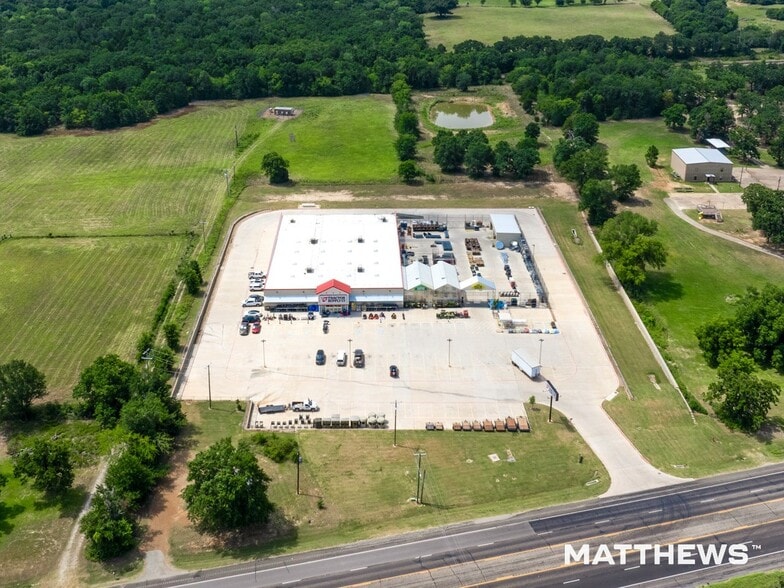 1200 E Royall Blvd, Malakoff, TX à vendre - Photo du bâtiment - Image 2 de 6