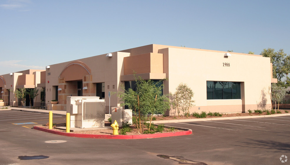 1988 E Baseline Rd, Tempe, AZ à vendre - Photo principale - Image 1 de 1