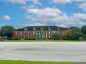 7130 Hodgson Memorial Dr, Savannah, GA for lease Interior Photo- Image 1 of 3