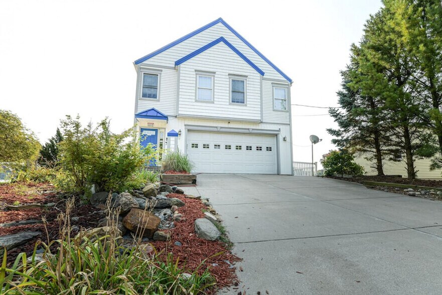 Campau Lake Culdesac Rental Properties portefeuille de 4 propriétés à vendre sur LoopNet.ca - Photo du bâtiment - Image 3 de 14