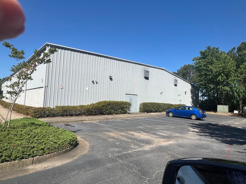 145 Old Peachtree Rd, Suwanee, GA à vendre - Photo du bâtiment - Image 3 de 16