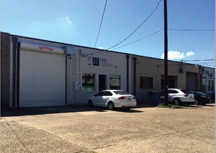 2007 Farrington St, Dallas, TX for lease Building Photo- Image 2 of 2