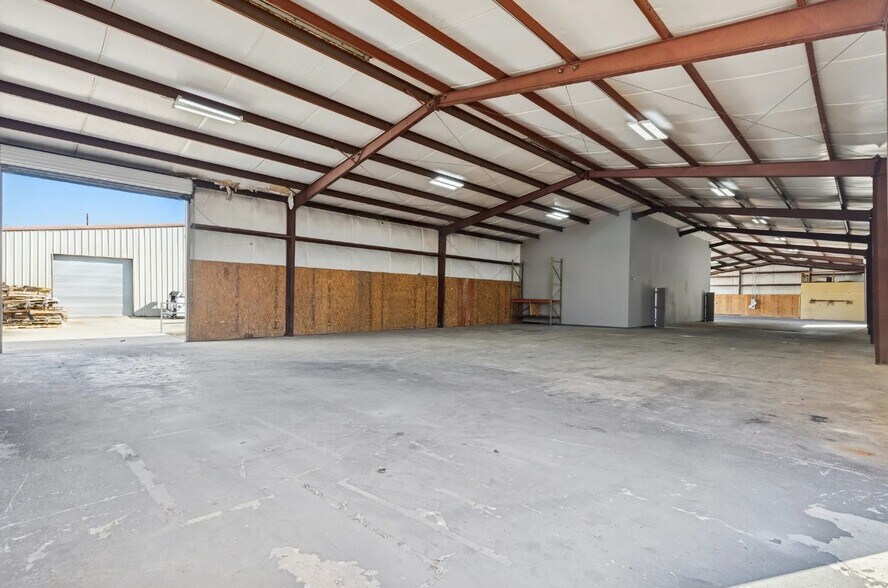 1508 S Frazier St, Conroe, TX à louer - Photo intérieure - Image 2 de 3
