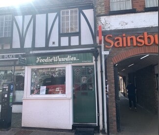 Plus de détails pour 18 High St, Pinner - Commerce de détail à louer