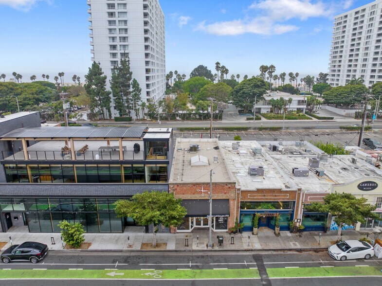 2736 Main St, Santa Monica, CA for sale - Building Photo - Image 2 of 17