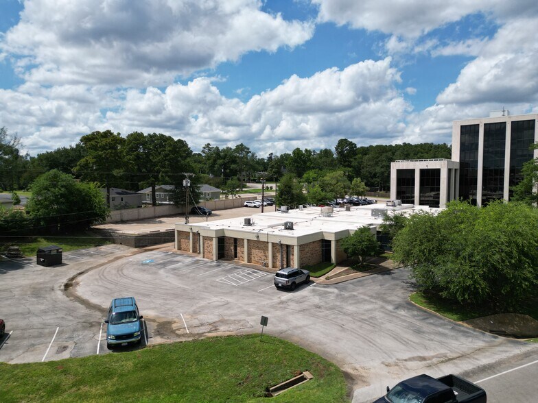 3025 & 3027 S SE 323 loop, Tyler, TX à vendre - Photo du bâtiment - Image 3 de 8