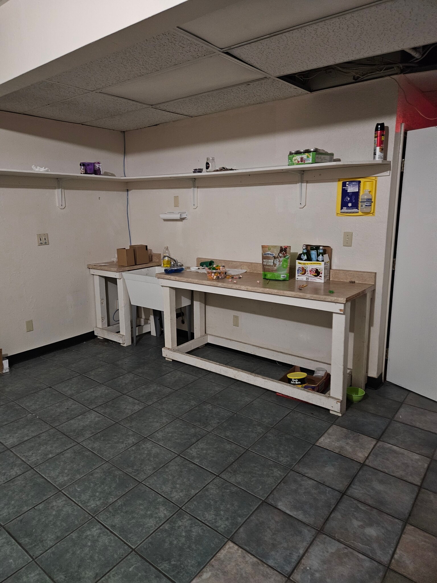 2921 E Fort Lowell Rd, Tucson, AZ for lease Interior Photo- Image 1 of 6