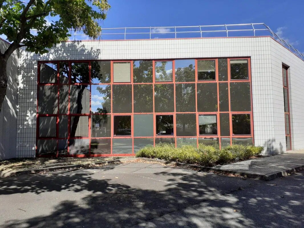 Industrial in Herblay-sur-Seine for lease Building Photo- Image 1 of 10