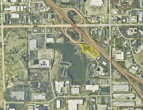 5526 Glenwood Hills Pky SE, Grand Rapids, MI - Aerial  map view