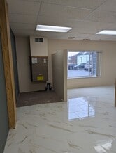 311 E Wisconsin St, Portage, WI for lease Interior Photo- Image 2 of 3