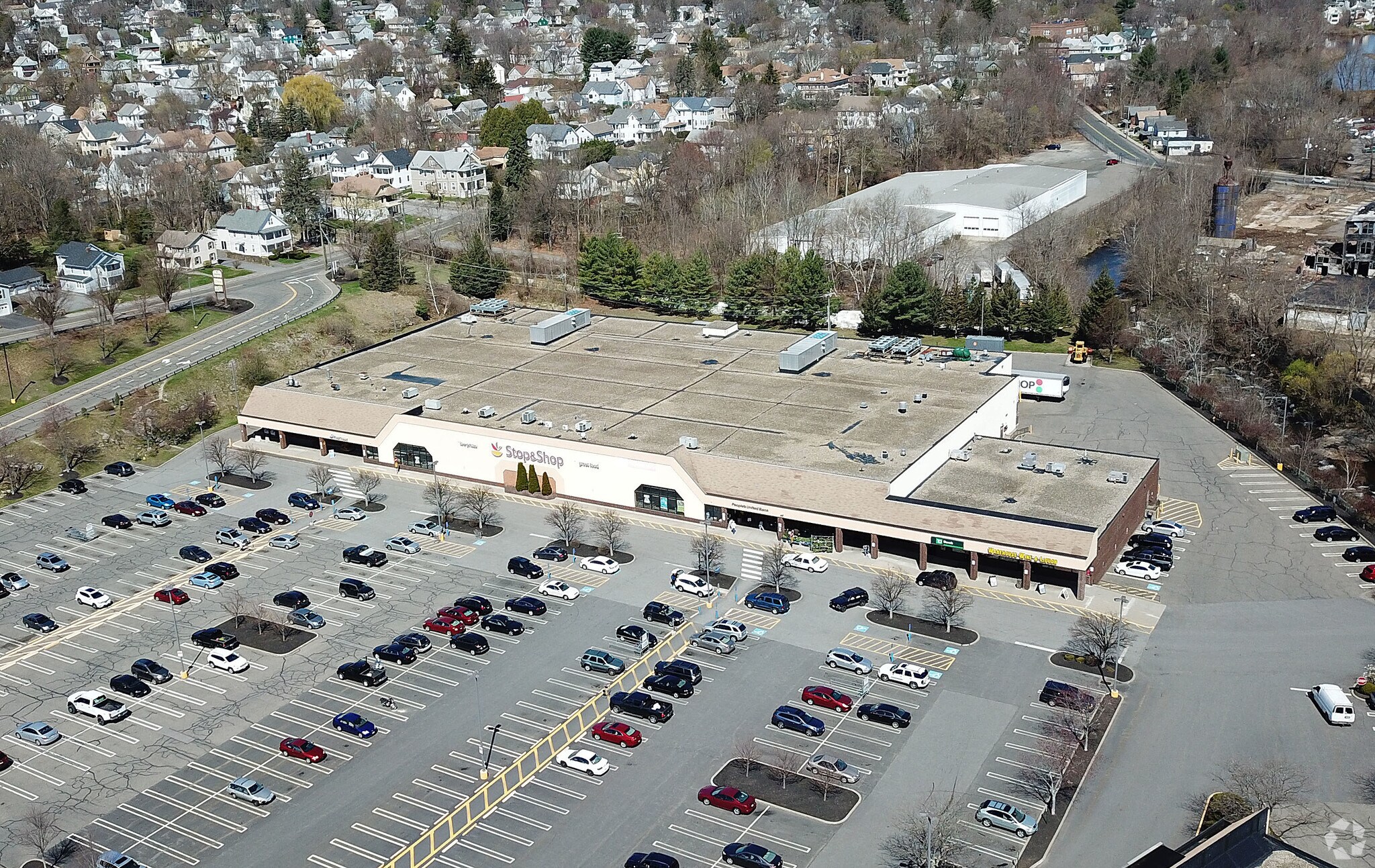 211-255 High St, Torrington, CT à louer Photo principale- Image 1 de 3