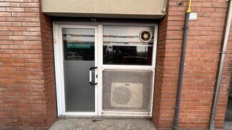 Plus de détails pour Multi-résidentiel à vendre