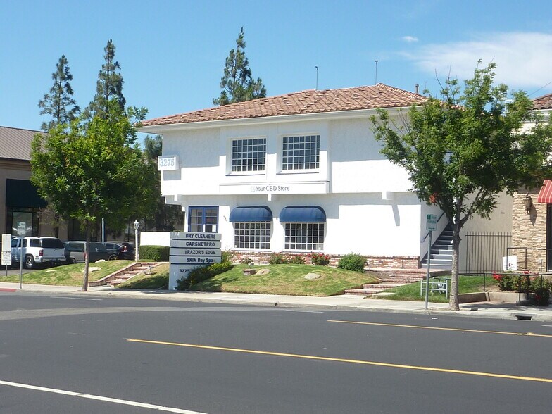 3275 E Thousand Oaks Blvd, Thousand Oaks, CA à vendre - Photo du bâtiment - Image 2 de 12