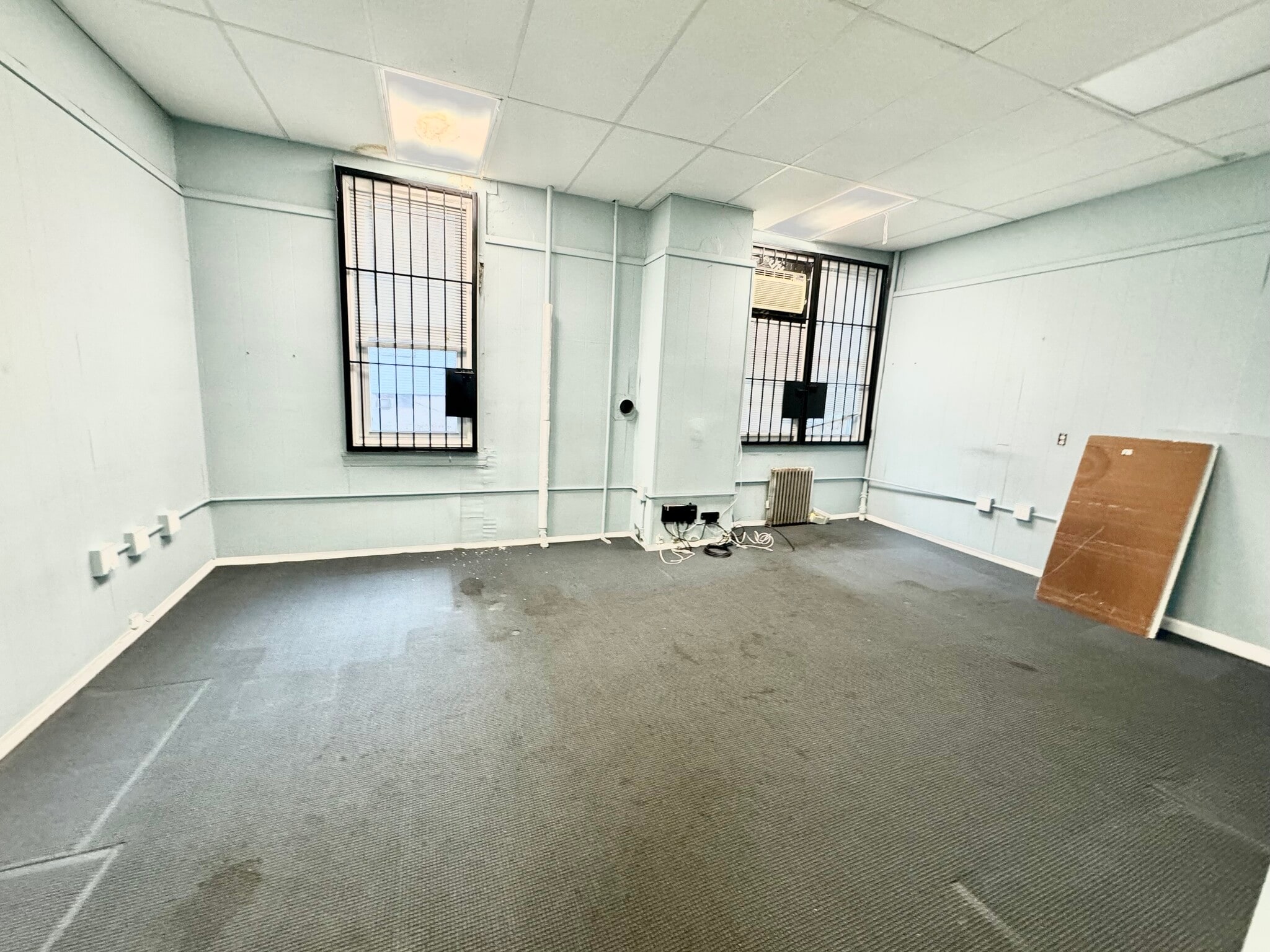 3134 14th St, Long Island City, NY for lease Building Photo- Image 1 of 7