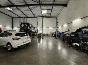 Flex in Belloy-en-France for lease Interior Photo- Image 2 of 7