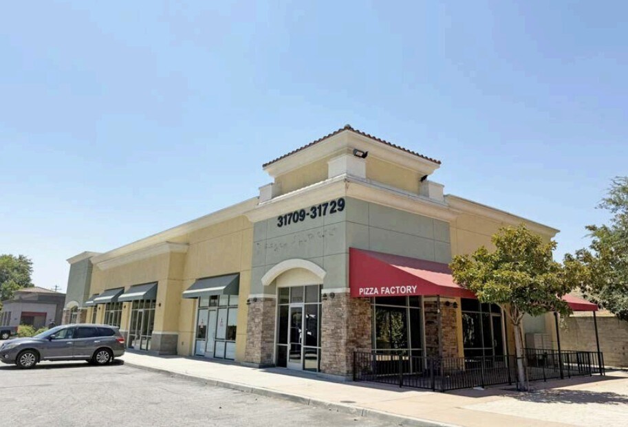 31709-31729 Castaic Rd, Castaic, CA à vendre Photo principale- Image 1 de 3