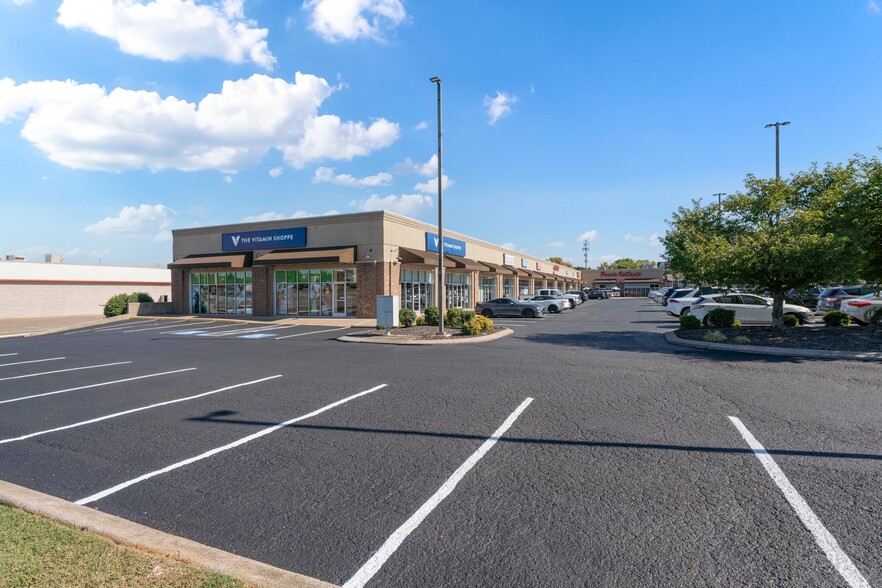 2800 Scottsville Rd, Bowling Green, KY for lease - Building Photo - Image 1 of 3