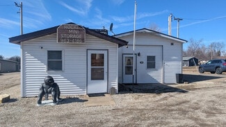 More details for 401 W Main St, Danvers, IL - Specialty for Sale