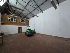 Laurieston Rd, Grangemouth for lease Building Photo- Image 2 of 5