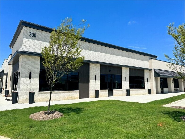 250 W John Carpenter Fwy, Irving, TX à vendre - Photo du bâtiment - Image 3 de 9