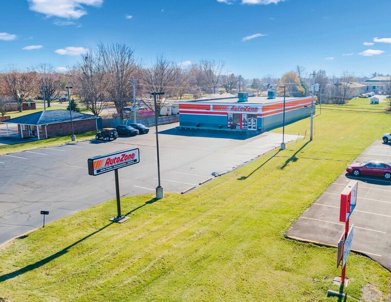 808 E Main St, Gas City, IN for sale - Building Photo - Image 3 of 4