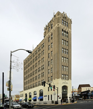 Plus de détails pour 2 Broad St, Bloomfield, NJ - Bureau, Bureau/Commerce de détail à louer