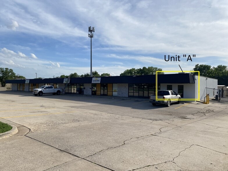 2400 S Classen Blvd, Norman, OK for lease - Building Photo - Image 3 of 11