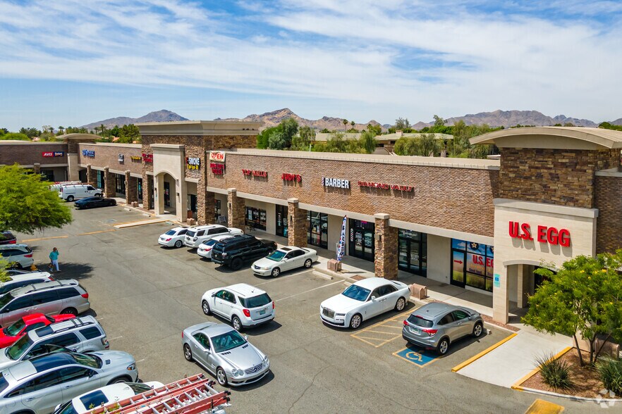 7119-7129 E Shea Blvd, Scottsdale, AZ à louer - Photo du bâtiment - Image 2 de 11
