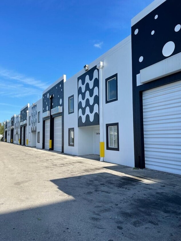 13434-13456 NW 38th Ct, Opa Locka, FL for lease Building Photo- Image 1 of 3