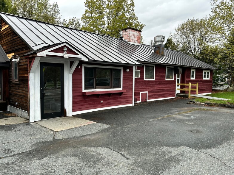 62 Lyme Rd, Hanover, NH for sale - Building Photo - Image 2 of 15