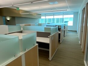 455 Mission Bay Blvd S, San Francisco, CA for lease Interior Photo- Image 2 of 8