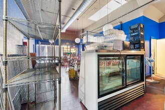 3433-3451 SE Belmont St, Portland, OR for lease Interior Photo- Image 2 of 12