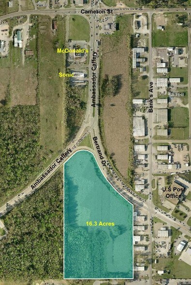 1001 Ambassador Caffery Pky, Lafayette, LA à vendre - Photo du bâtiment - Image 3 de 4