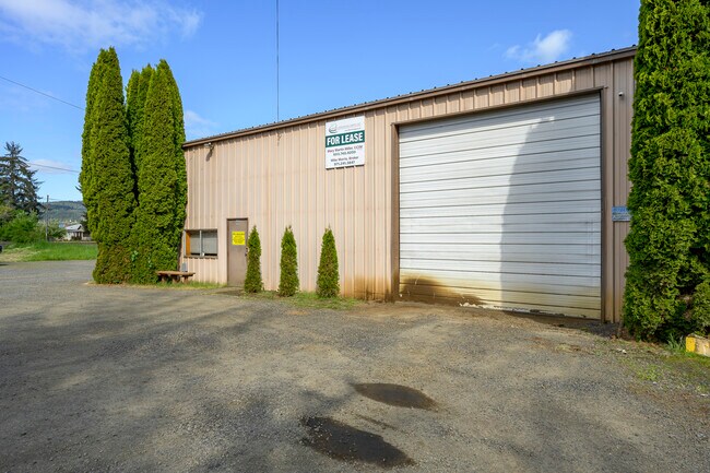 Plus de détails pour 460 NE Yamhill St, Willamina, OR - Industriel à louer