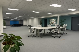 417 Bryant Cir, Ojai, CA for lease Interior Photo- Image 1 of 9