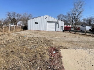 More details for 650 W Terra Cotta Ave, Crystal Lake, IL - Flex for Sale